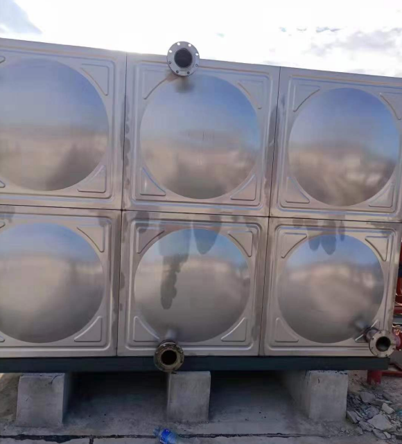 河南组合式不锈钢水箱，玻璃钢水箱的替代品，不锈钢冲压板组合水箱